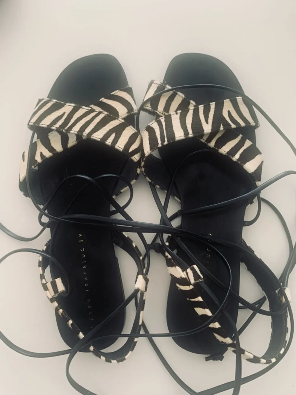 Zara Black and White Zebra-Print Ankle Tie Flat Sandal - Picture 3 of 3